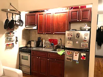 Rented by Mdrn Residential