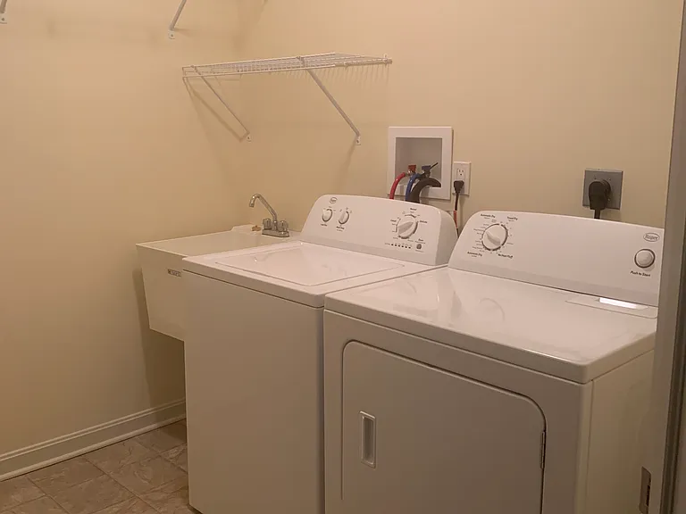 118 Steeplechase Ct — Photo 21