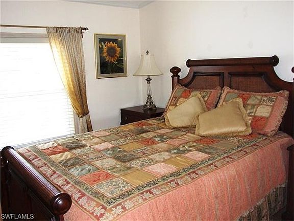 4th image of 5016 Gulfgate Ln