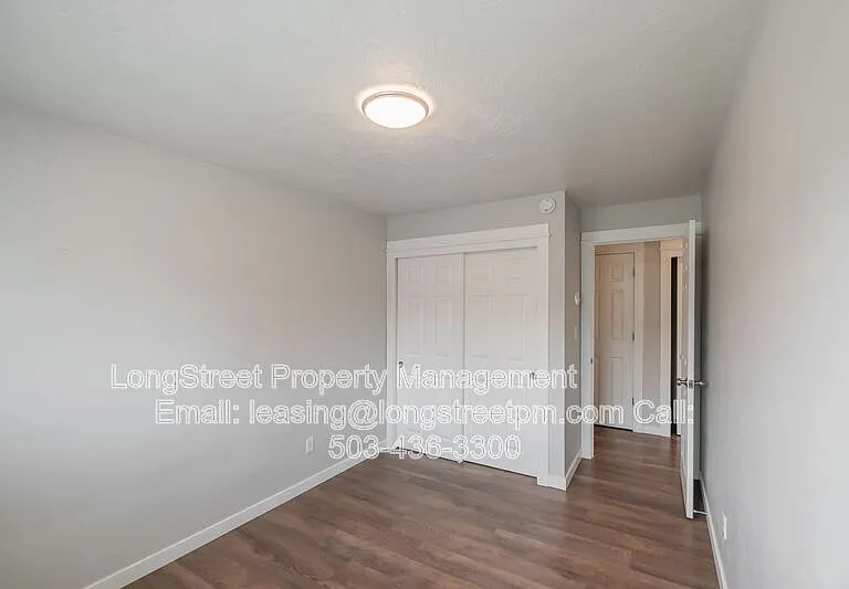 208 5th Ave SE #208 — Photo 29