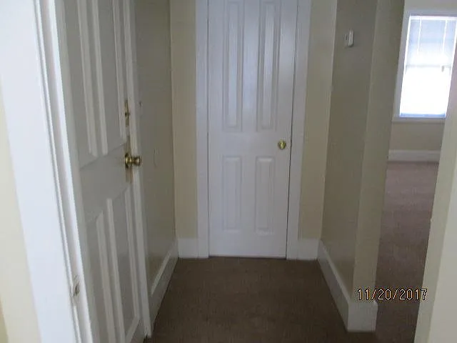 2 bed, 650 sqft, $1,400 — Photo 3