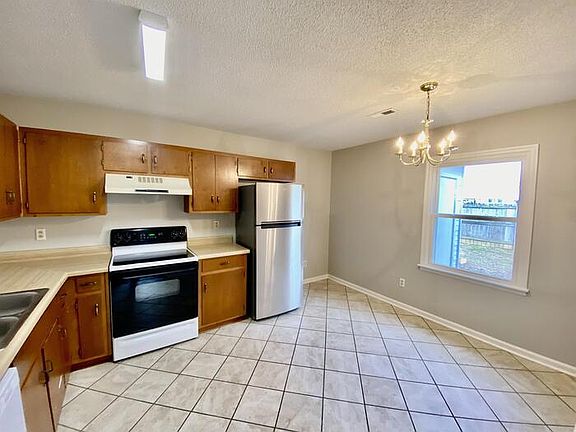 5th image of 240 Marinawoods Dr SE Unit F-1