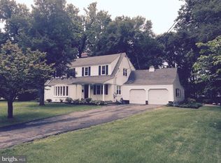 9212 Forest Haven Dr, Alexandria, VA 22309