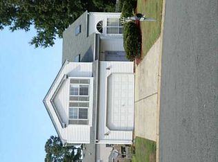 108 Crimson Ct, Yorktown, VA 23693