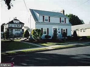 1st image of 934 Detweiler Ave