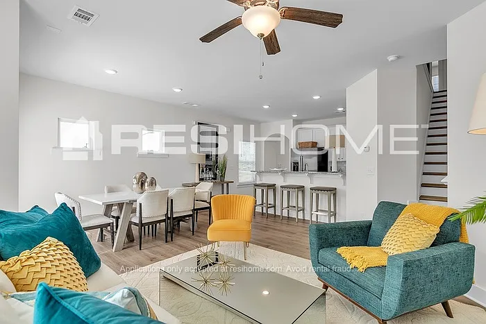 25 Southpoint Dr — Photo 5