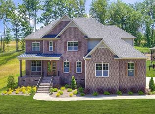 160 Forsythia Ln #739, Tega Cay, SC 29708