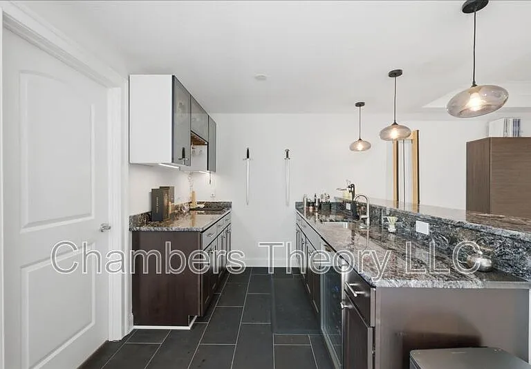 7010 Girard St — Photo 30