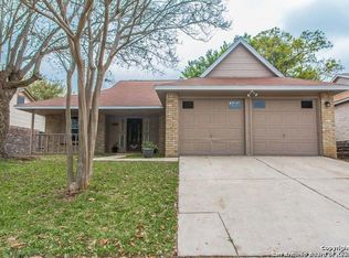 7811 Forest Briar, Live Oak, TX 78233