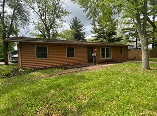 85 Circle Dr E, Montgomery, IL 60538