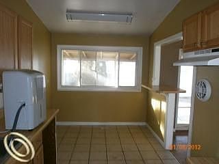 3rd image of 17111 Dolores St