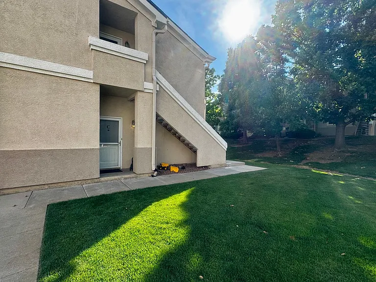 3750 Penny Point #C — Photo 2