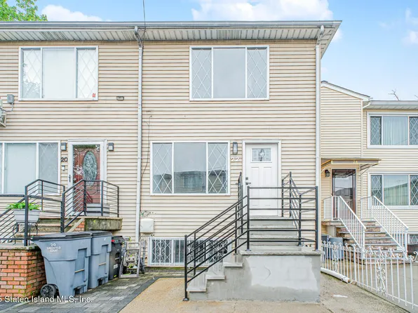 22 Greenfield Ct, Staten Island, NY 10304