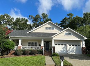 10621 Highstream Dr, Raleigh, NC 27614