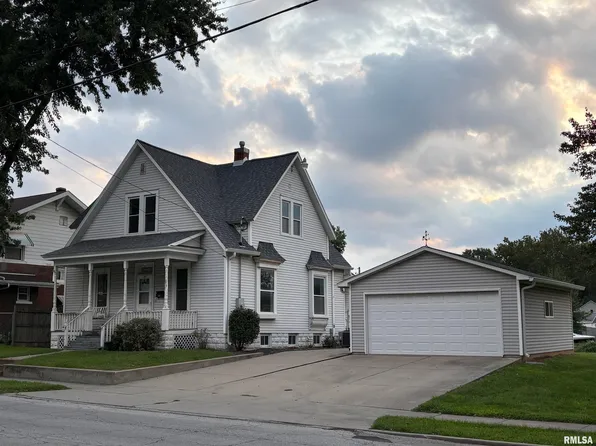 308 S Cherokee St, Taylorville, IL 62568