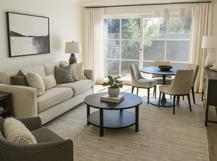 13830 Burbank Blvd APT B, Van Nuys, CA 91401