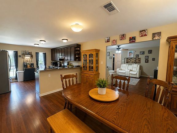 5th image of 64 Spencewood Ln #B