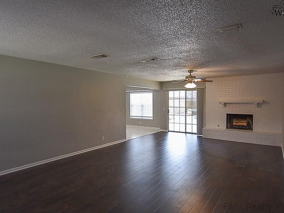 2nd image of 4306 Scottsdale Ln