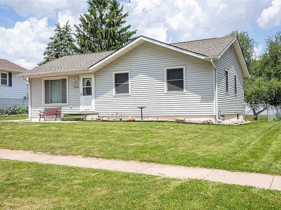 1st image of 1124 Lilac Ln