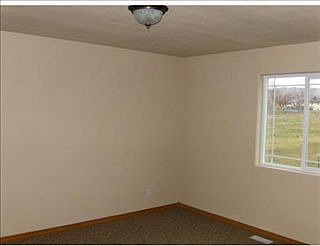 4th image of 3190 Driftwood Ln