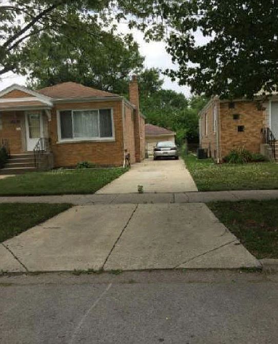 2nd image of 15611 Maryland Ave