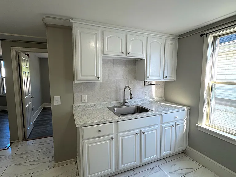 97 Millbury St #1-L — Photo 2