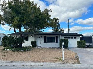 4705 Phoenix Ave, Holiday, FL 34690