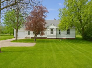 5862 Saint Clair Hwy, China, MI 48054