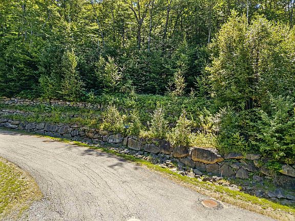 4th image of 15 Hay Hill Road