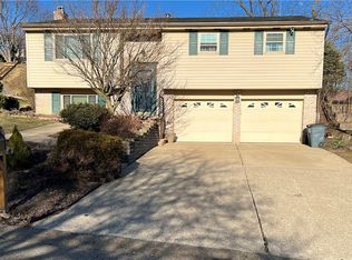 524 Reamer Dr, Carnegie, PA
