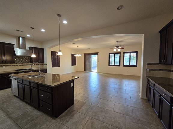4th image of 4157 E Glacier Pl