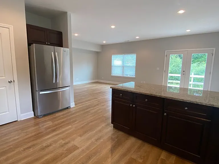 8445 Brookmoor Ln — Photo 10
