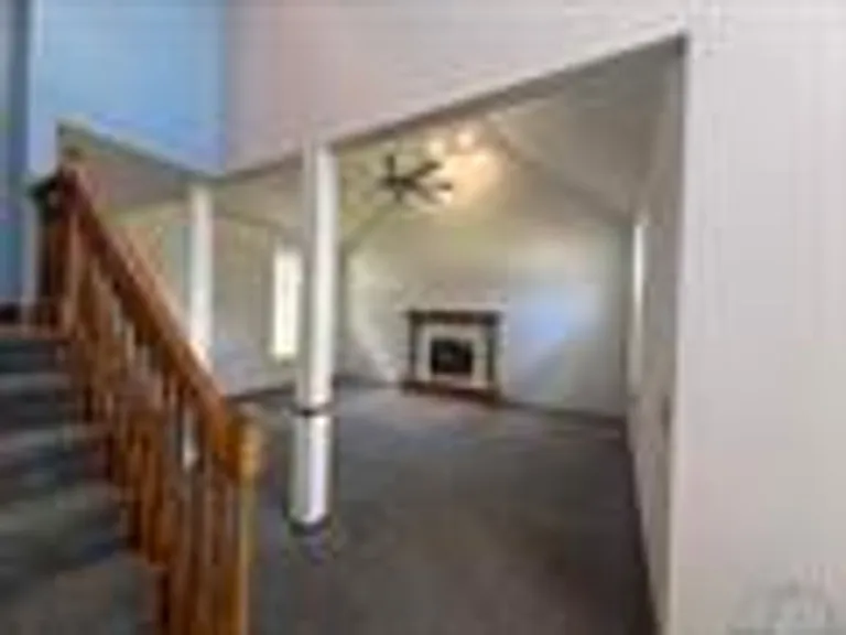 372 Bluestem Trl — Photo 3