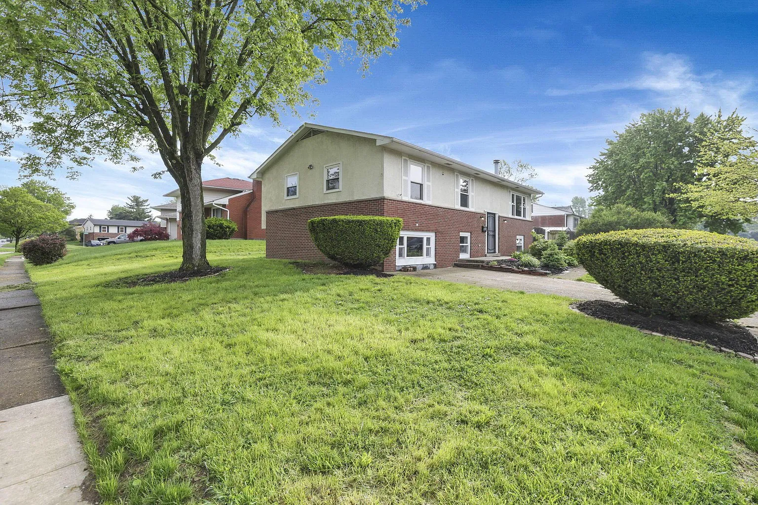 2826 Proctor Dr photo 1