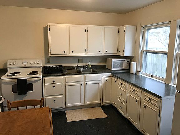 3rd image of 3102 Kleckner Ct