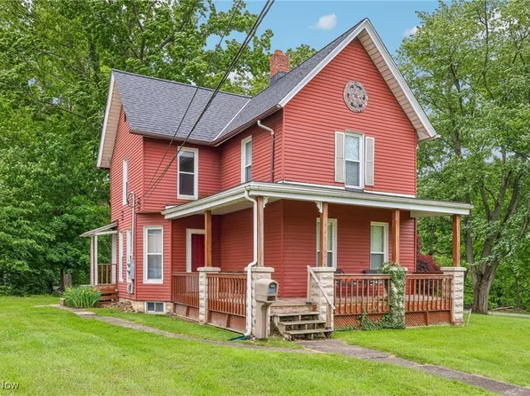 25 Taylor Rd, Bedford, OH 44146