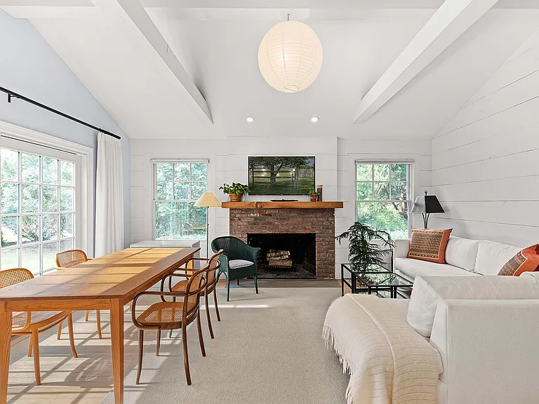 119 Sayres Path — Photo 6