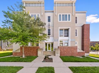 2904 N Cambridge Ave #101, Milwaukee, WI 53211