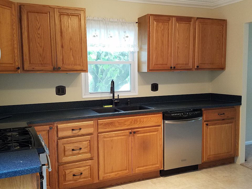 2nd image of 602 Law St