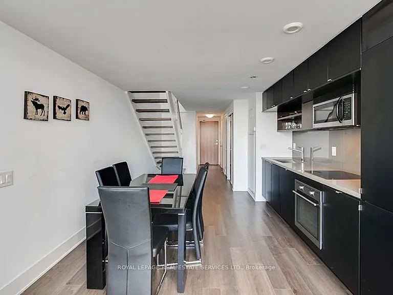 111 Saint Clair Ave W #928 — Photo 5