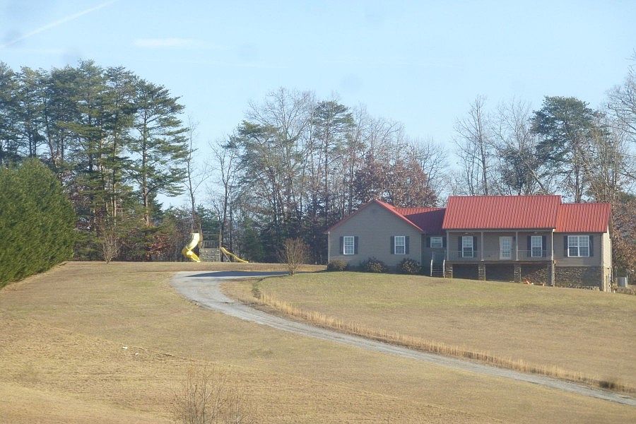 1st image of 836 Teffeteller Ln