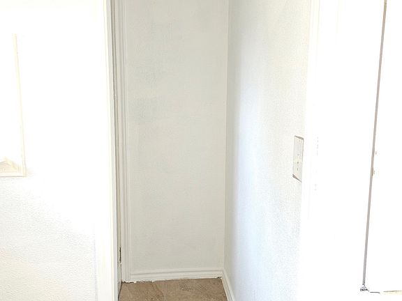 5th image of 2004 Pine St