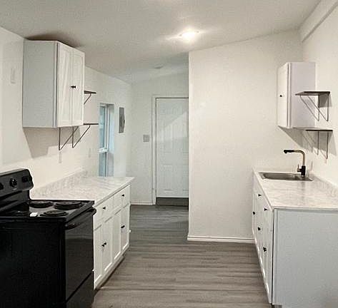 3rd image of 138 Avant Ave #2