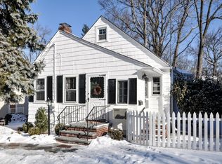 702 Gallows Hill Rd, Cranford, NJ 07016