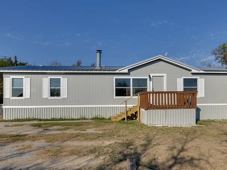 143 Summit Ridge Ln — Photo 3