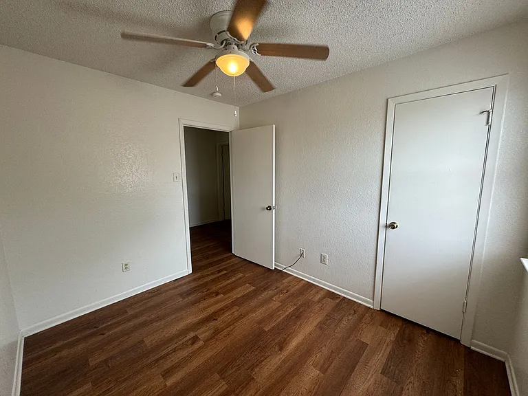 2515 Bermuda Dr — Photo 30