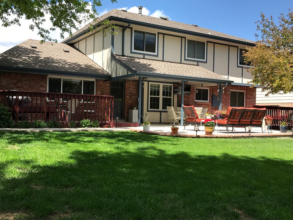 2nd image of 8046 S Garfield Way