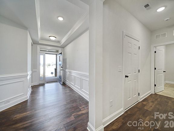 5th image of 2118 Old Evergreen Pkwy