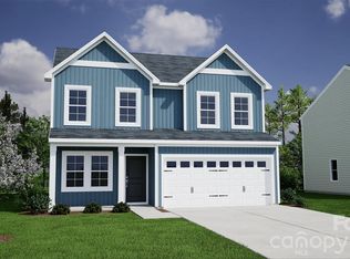 1005 Forest Walk St, Newton, NC 28658