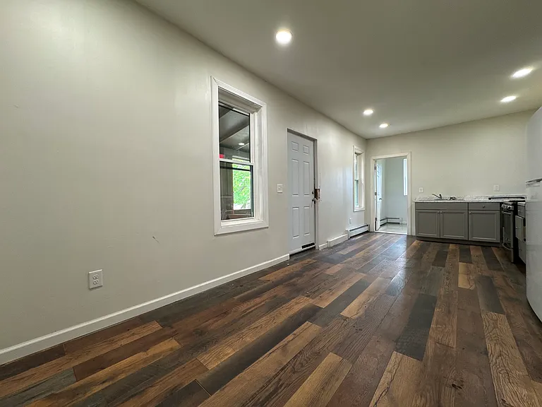 59 East St #3 — Photo 7